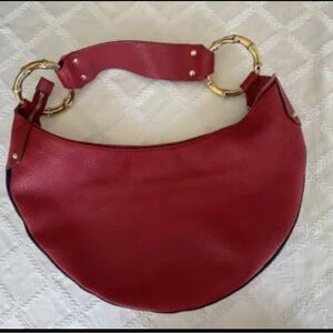 Vintage Gucci Red Pebbled Leather Bamboo Ring Shoulder Bag Classic